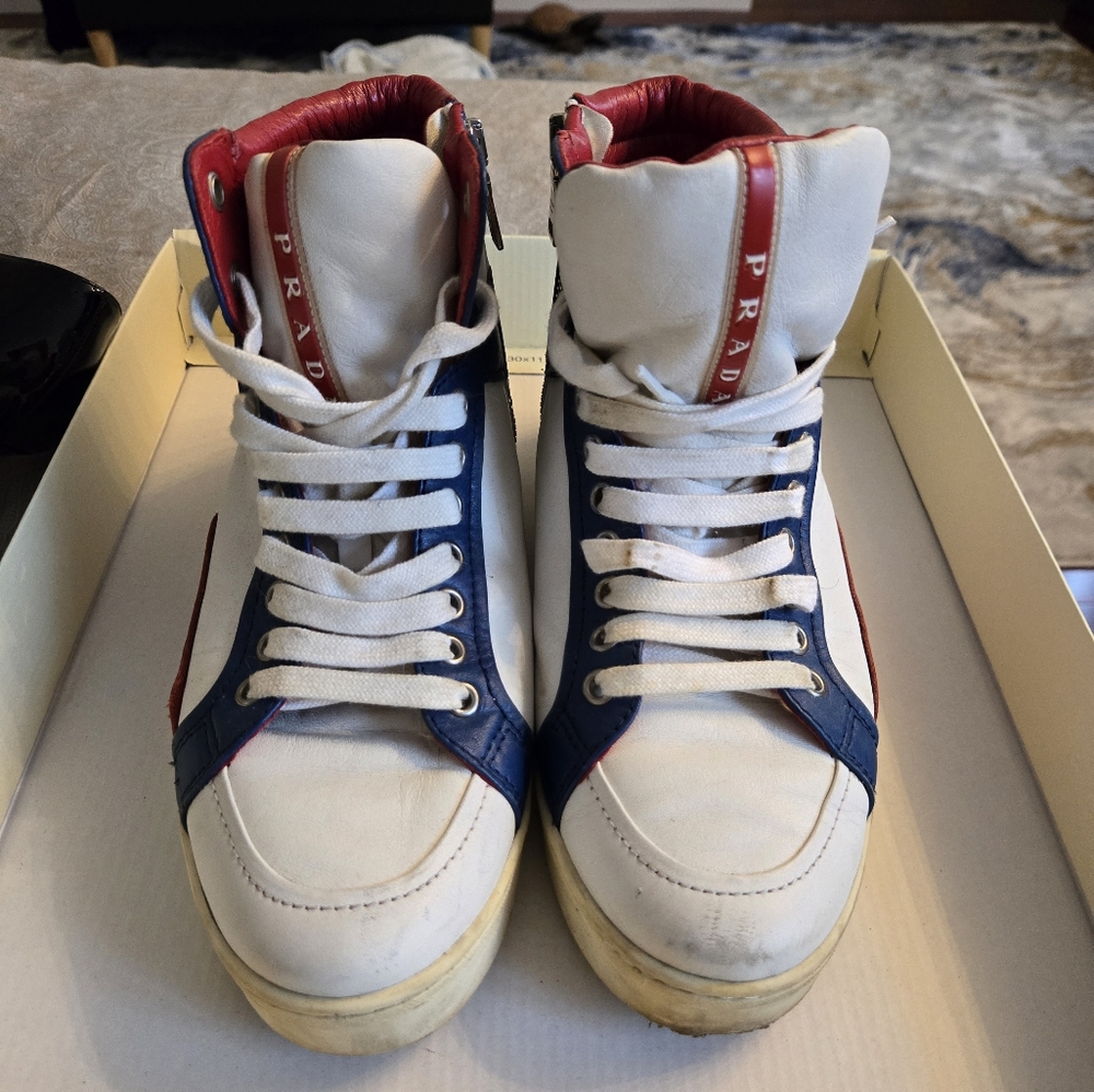 Prada leather sneakers size 38.5